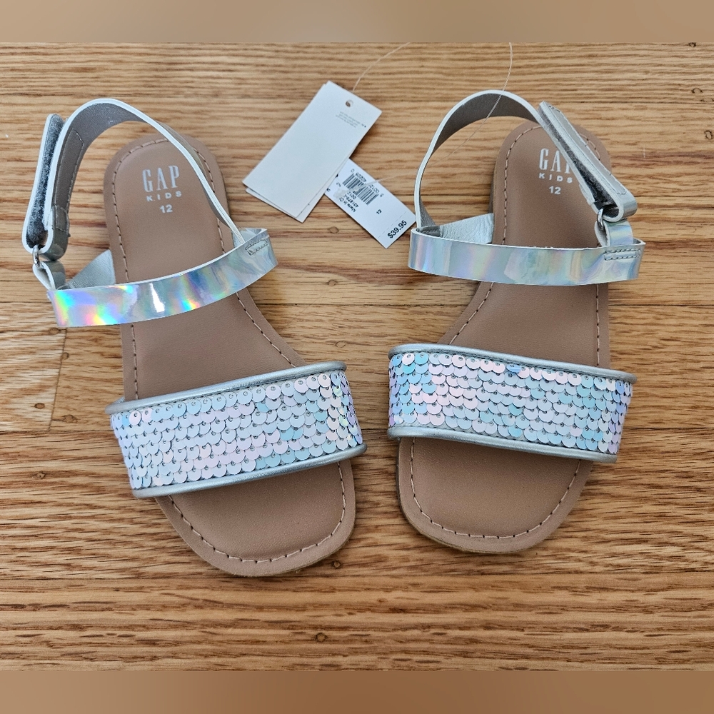 NWT GAP Kids Silver Sequin Sandals Size 12